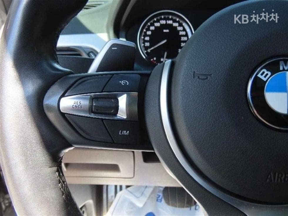 BMW - X1 | xDrive 18 M Sport 11
