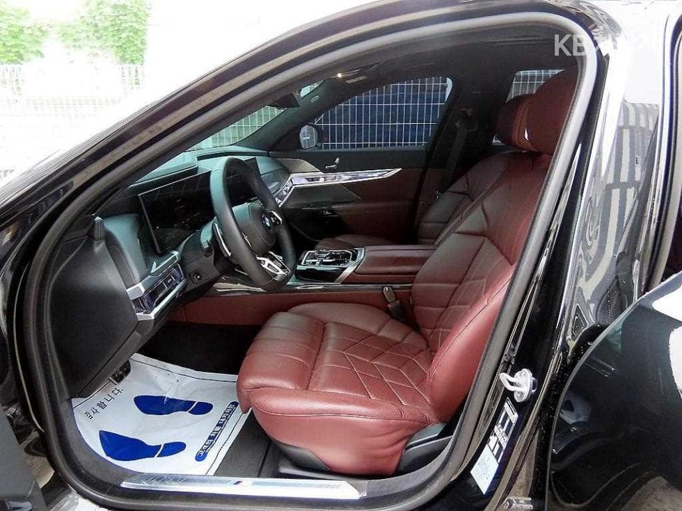 بي إم دبليو - 7-Series | 740 sDrive M Sport Executive 5