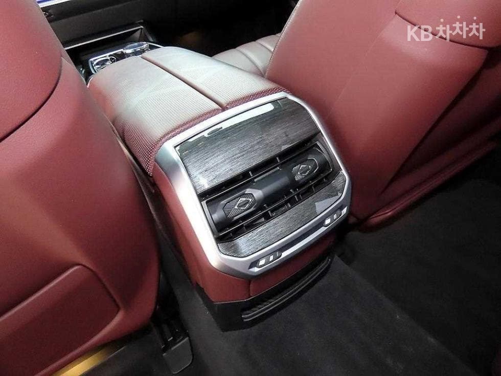 بي إم دبليو - 7-Series | 740 sDrive M Sport Executive 14