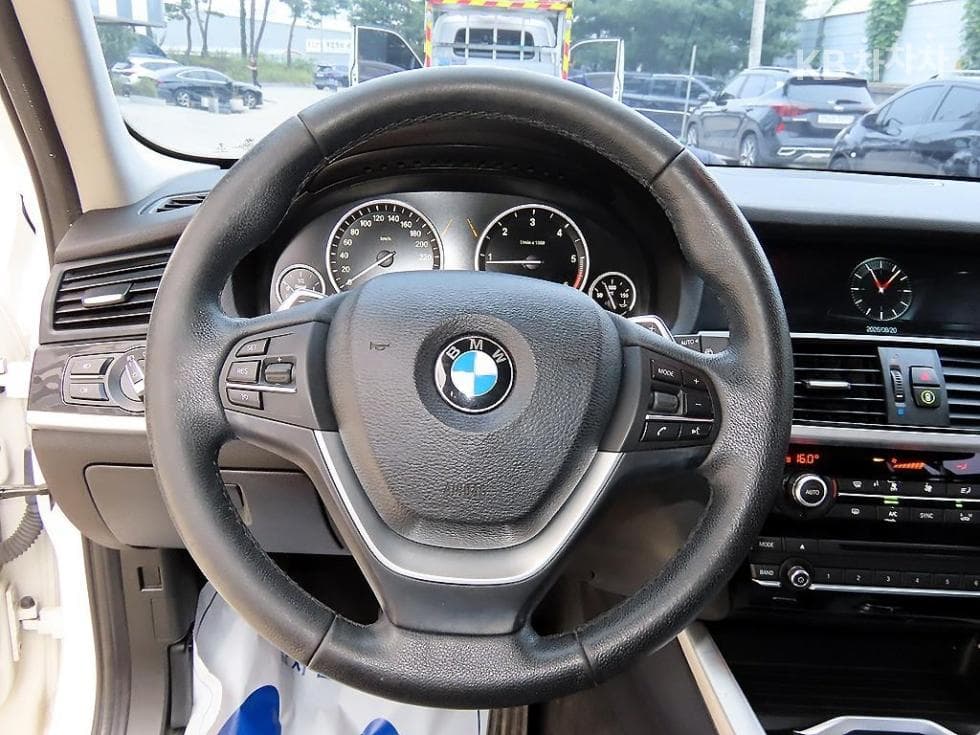 بي إم دبليو - X3 | xDrive 20 M Dynamic 8
