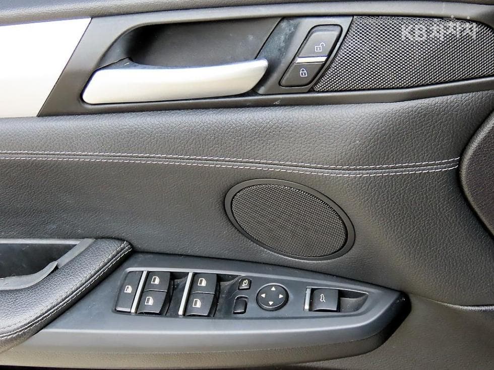 بي إم دبليو - X3 | xDrive 20 M Dynamic 12