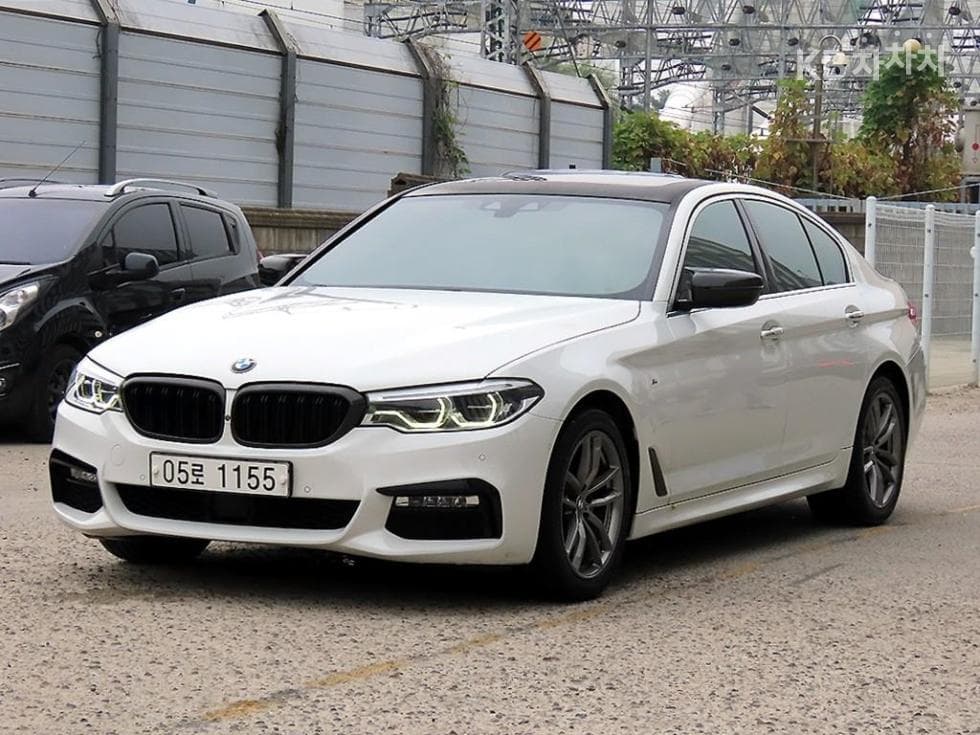 بي إم دبليو - 5-Series | All New 520 xDrive M Sport Package Plus 2