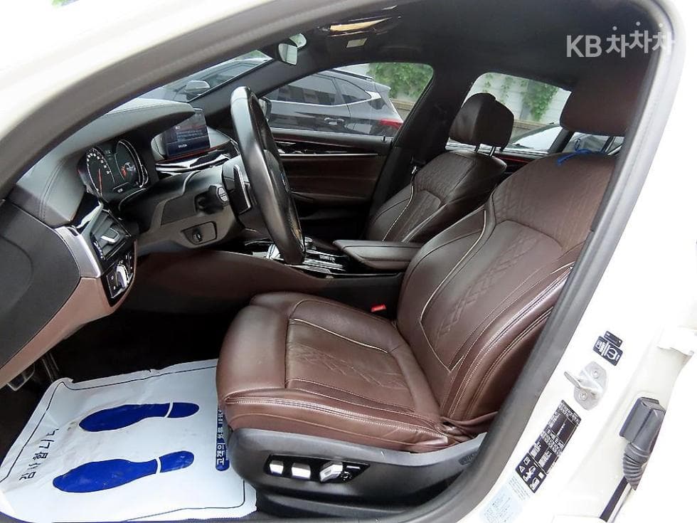 بي إم دبليو - 5-Series | All New 520 xDrive M Sport Package Plus 5