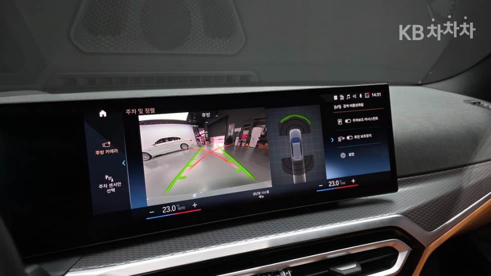 بي إم دبليو - 3-Series | 320 Touring M Sport 15