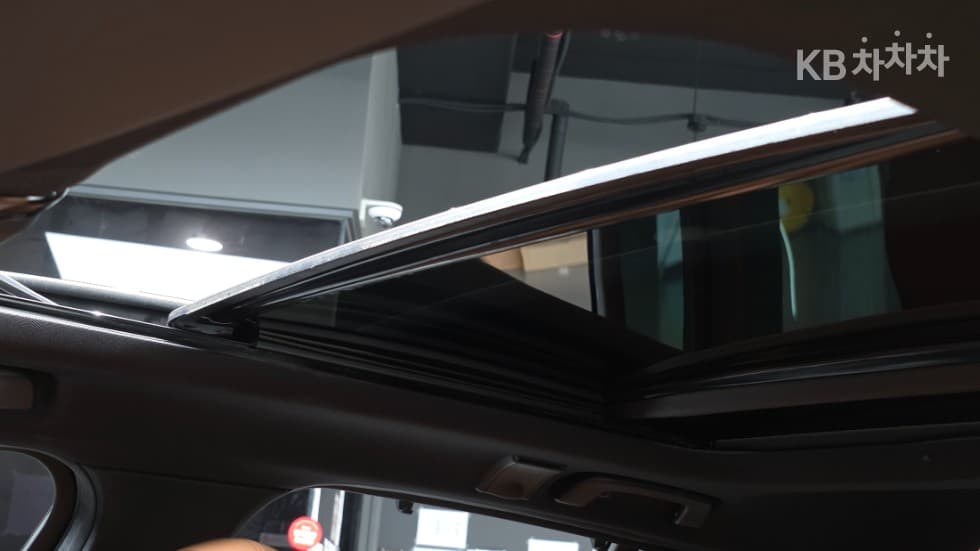 بي إم دبليو - 3-Series | 320 Touring M Sport 18
