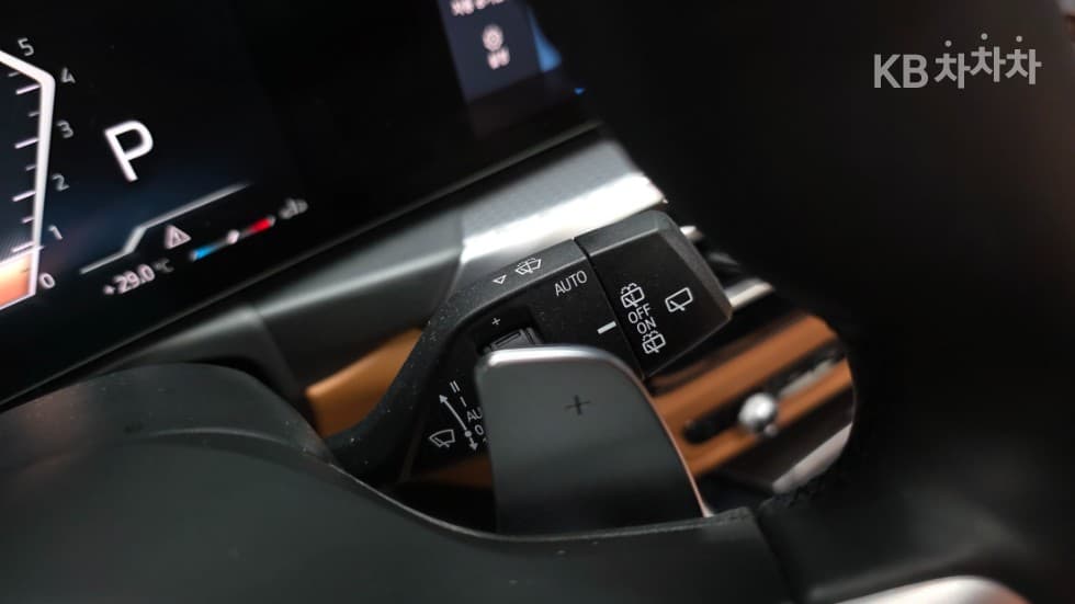 بي إم دبليو - 3-Series | 320 Touring M Sport 25