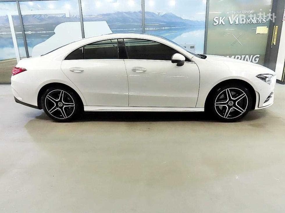 Mercedes-Benz - CLA-Class | 250 4MATIC 3