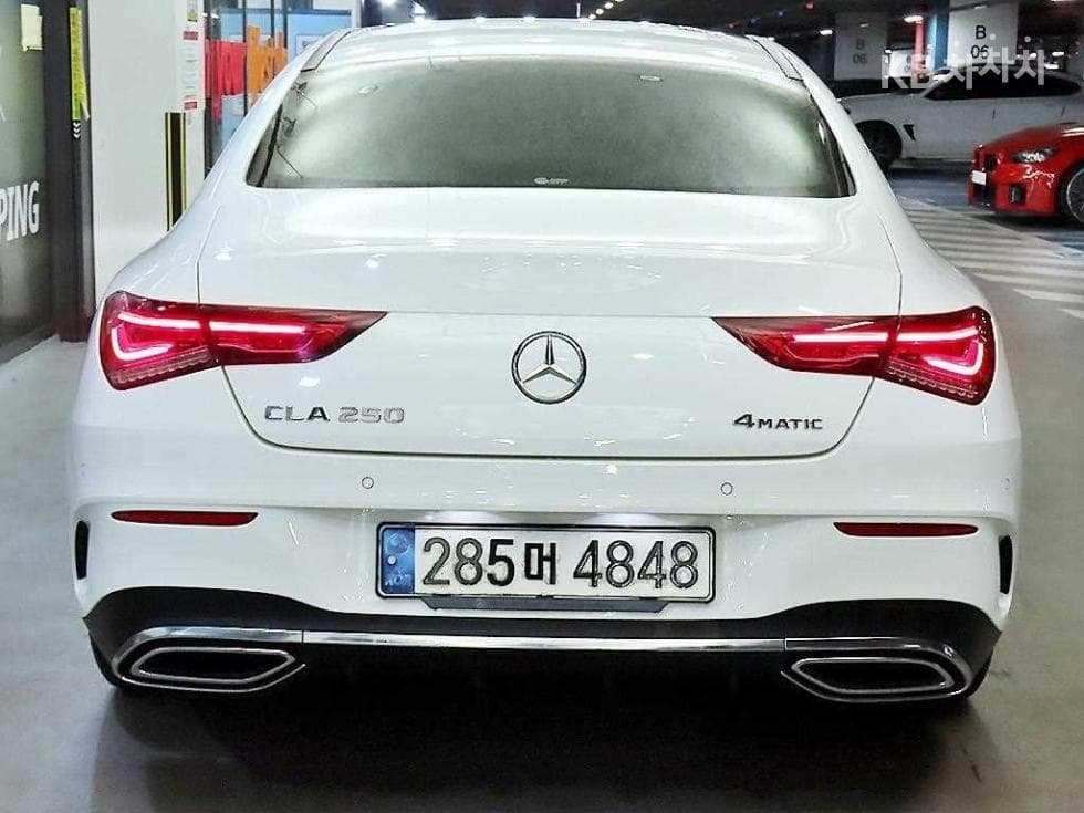 Mercedes-Benz - CLA-Class | 250 4MATIC 5