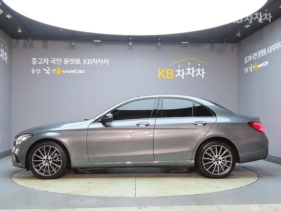 Mercedes-Benz - C-Class | The New C220 Avantgarde W205(14~) 5