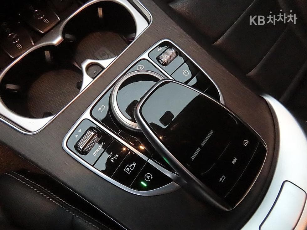 Mercedes-Benz - C-Class | The New C220 Avantgarde W205(14~) 15