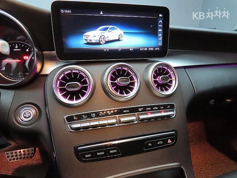 Mercedes-Benz - C-Class | The New C220 Avantgarde W205(14~) 17