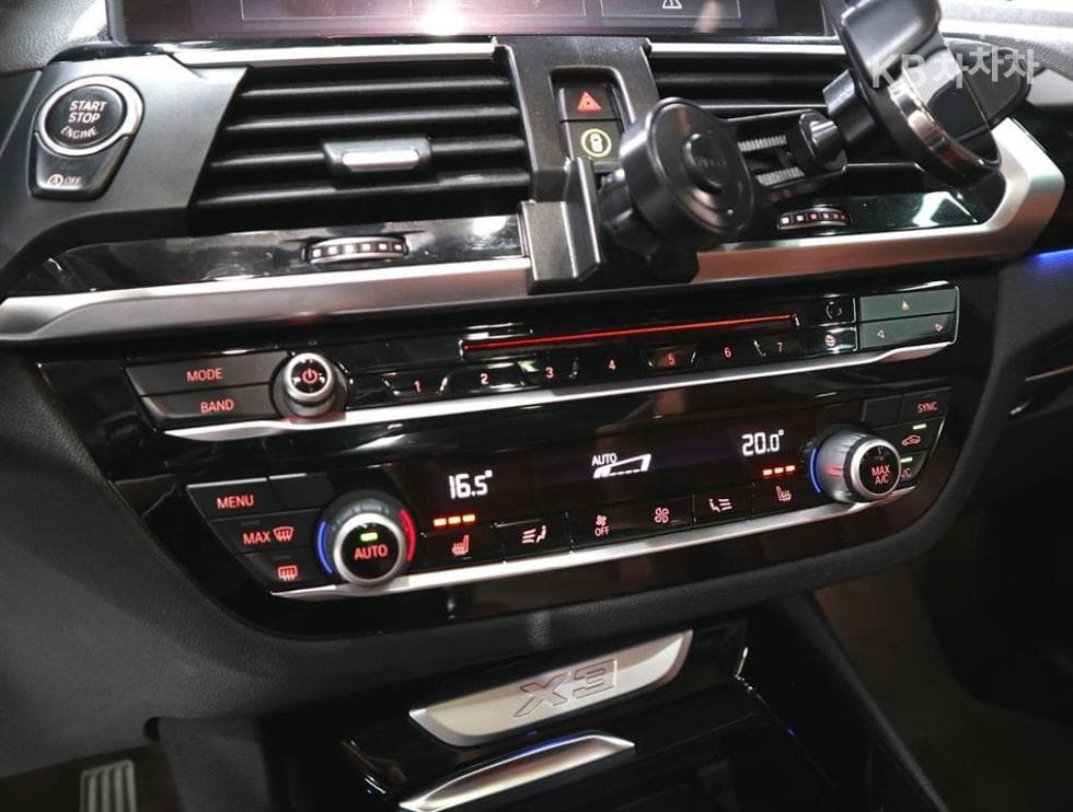 بي إم دبليو - X3 | xDrive 20 xLine 11