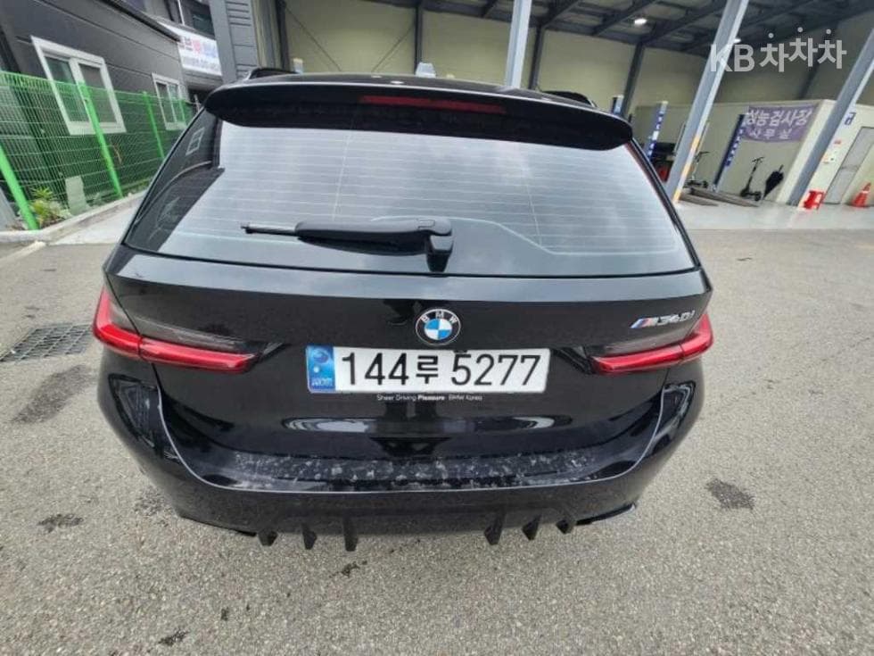 BMW - 3-Series | M340 Touring xDrive Pro 3
