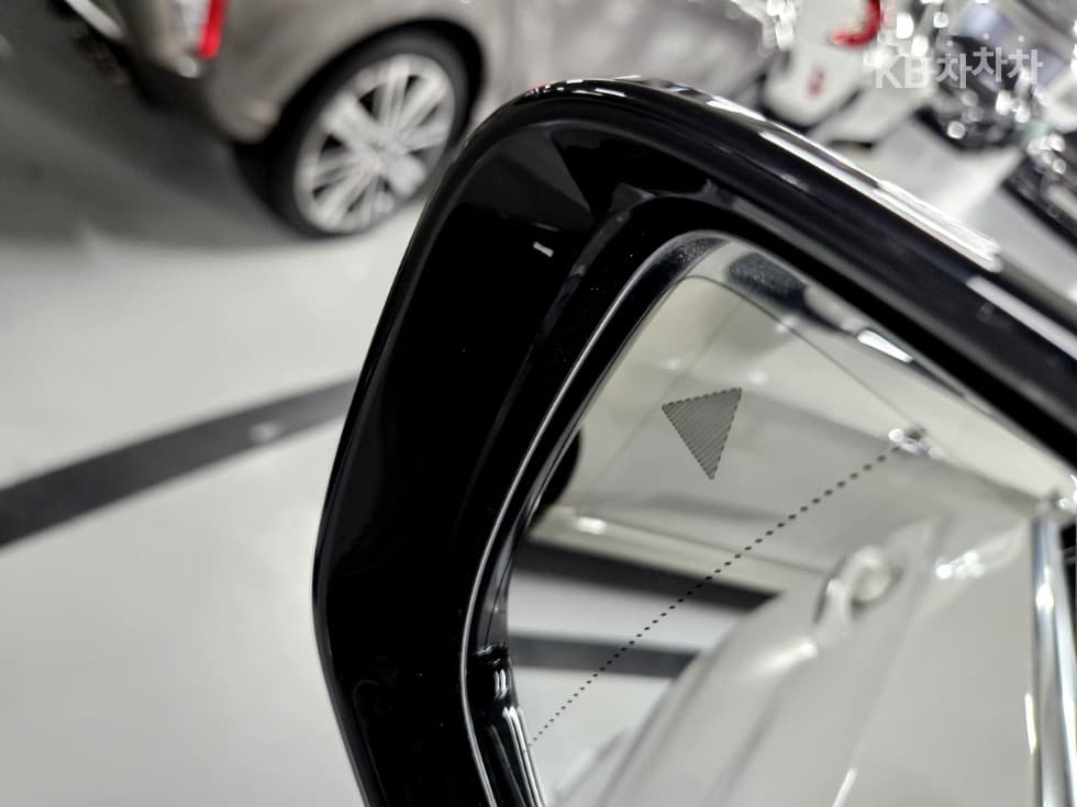 BMW - 5-Series | All New 520 M Sport Plus 31