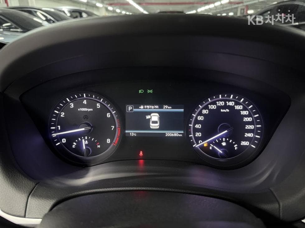 Genesis - G80 | 3.3 GDI Premium Luxury 10