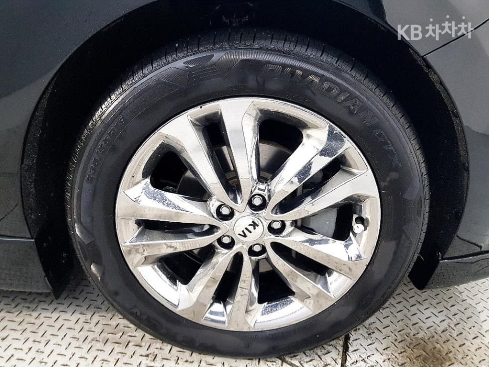 كيا - كارنيفال | All New 9Seater 2.2 Diesel Prestige 20