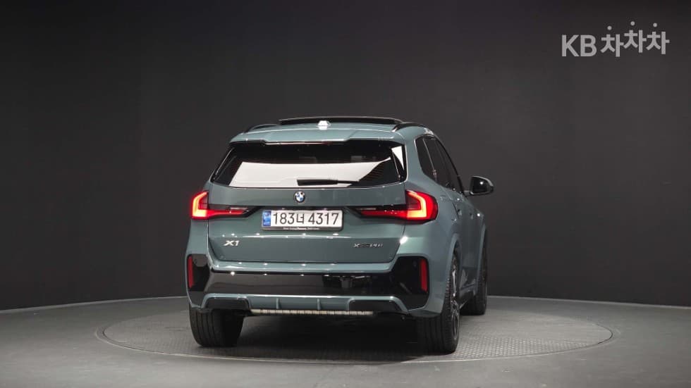 بي إم دبليو - X1 | xDrive20 M Sport 4