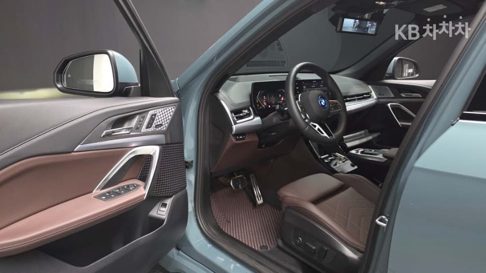 بي إم دبليو - X1 | xDrive20 M Sport 9