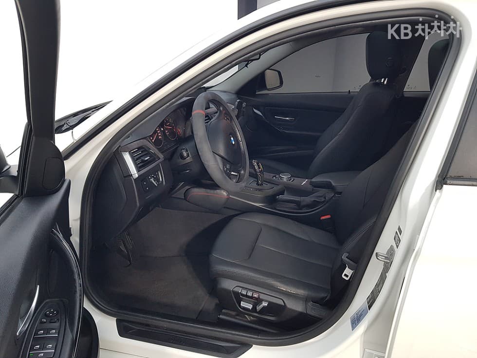 BMW - 3-Series | New 320 F30(12~) 8