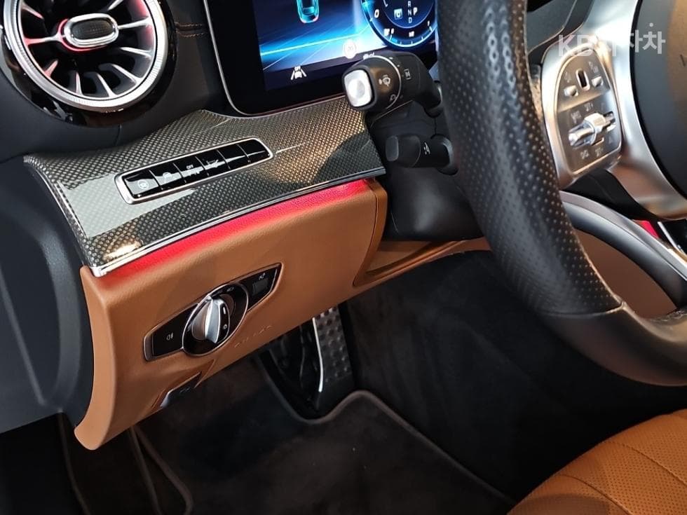 Mercedes-Benz - E-Class | E450 4MATIC Carbriolet Base 16