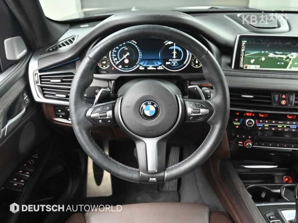 BMW - X5 | xDrive M50 13