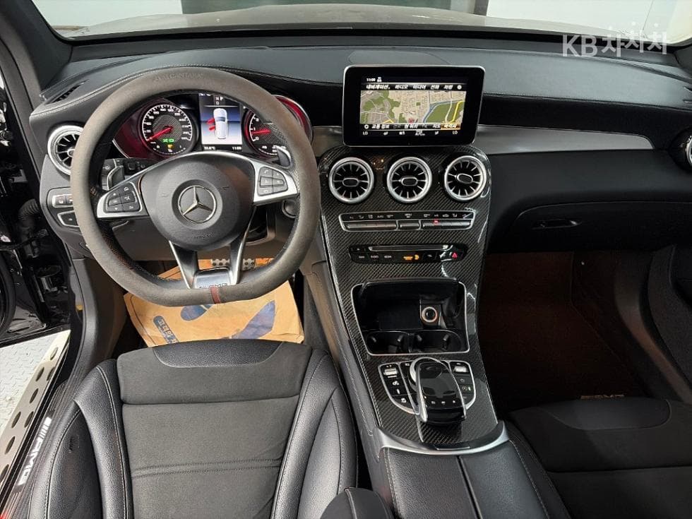 Mercedes-Benz - GLC-Class | 63 AMG 4Matic+ 7