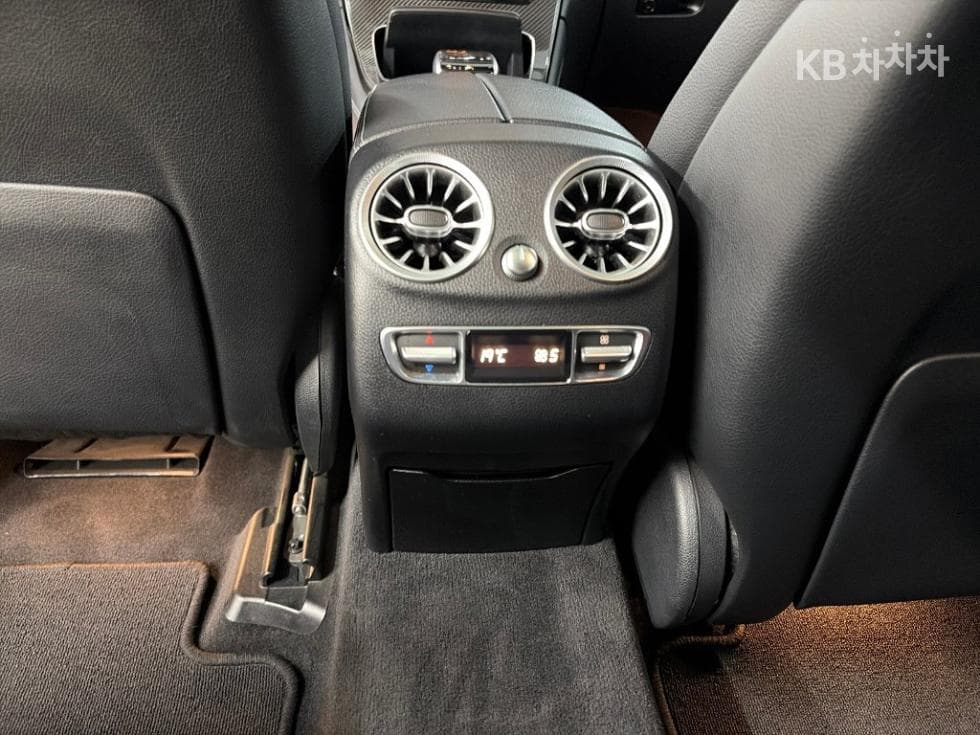 Mercedes-Benz - GLC-Class | 63 AMG 4Matic+ 14