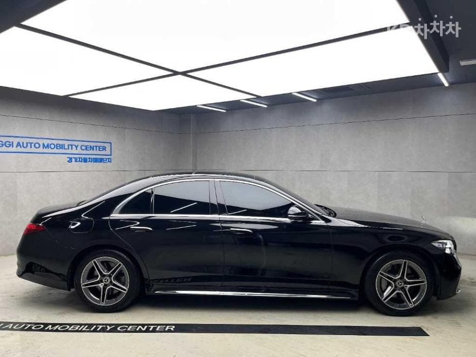 Mercedes-Benz - S-Class | S400 4Matic Base 2