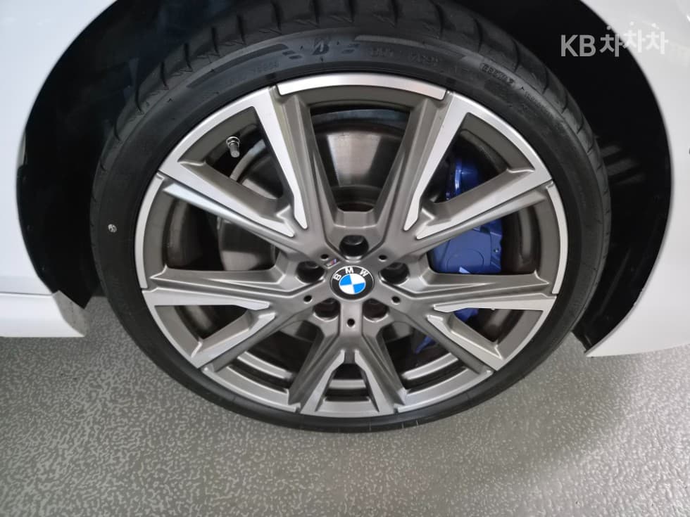 BMW - 2-Series | Gran Coupe M235 xDrive Base 22