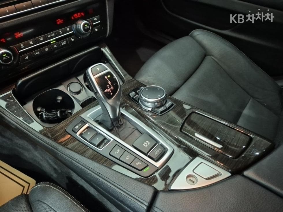 BMW - 5-Series | New 528 xDrive Luxury Plus F10 (10~16Year) 8