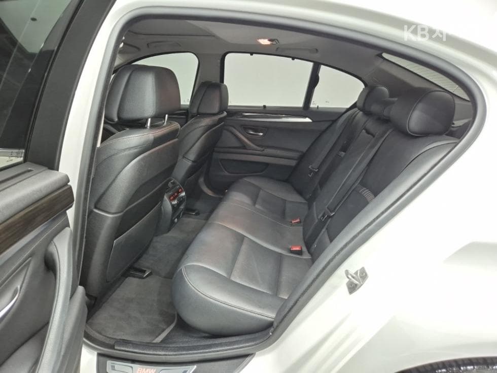 BMW - 5-Series | New 528 xDrive Luxury Plus F10 (10~16Year) 12
