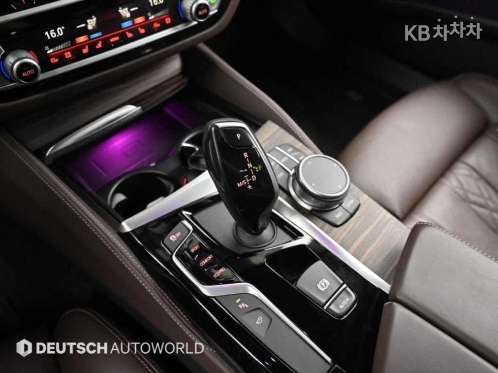 BMW - 5-Series | All New 530 M Sport Plus 9
