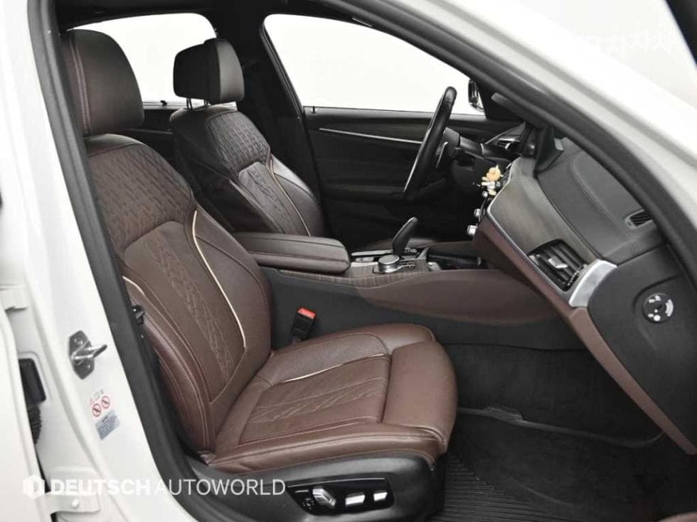 BMW - 5-Series | All New 530 M Sport Plus 10