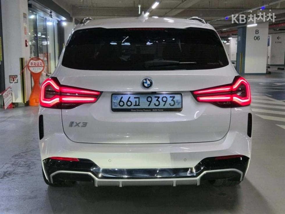 بي إم دبليو - X3M | iX3 Sport Package 5