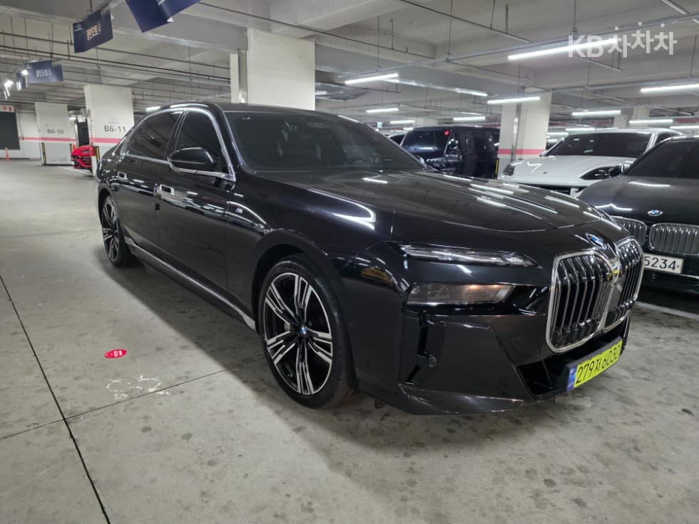 BMW - 7-Series | 750 xDrive M Sport Executive 3