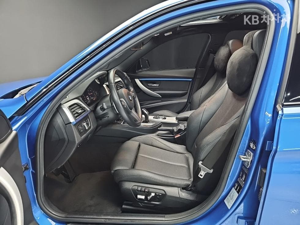 بي إم دبليو - 3-Series | New 320 Sedan M SportE90(08~11) 11