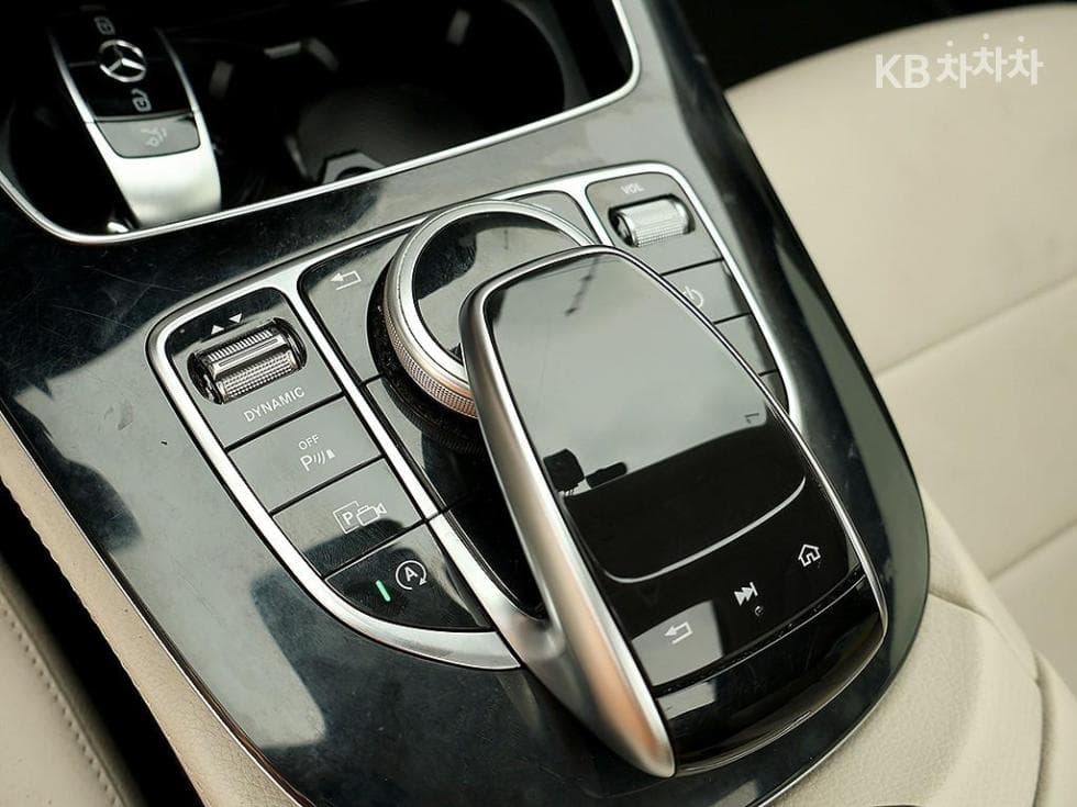 مرسيدس - E-Class | E300 Avantgarde 9