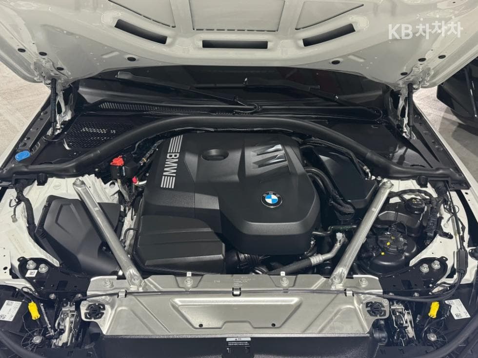 BMW - 4-Series | 420 Convertible M Sport 6