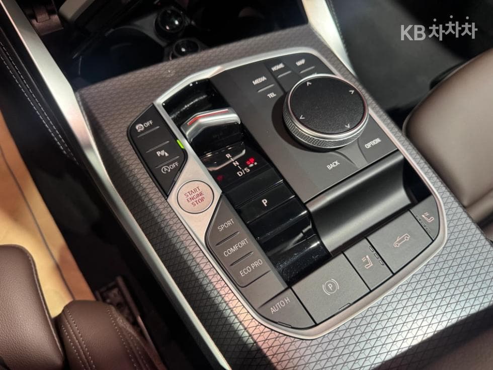 BMW - 4-Series | 420 Convertible M Sport 9