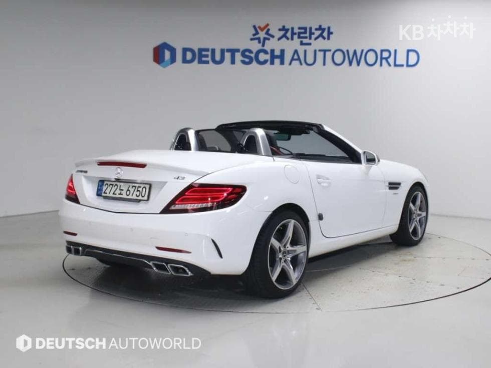 Mercedes-Benz - SLC-Class | 200 2