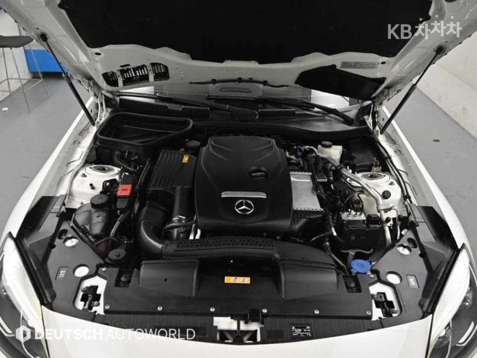 Mercedes-Benz - SLC-Class | 200 6