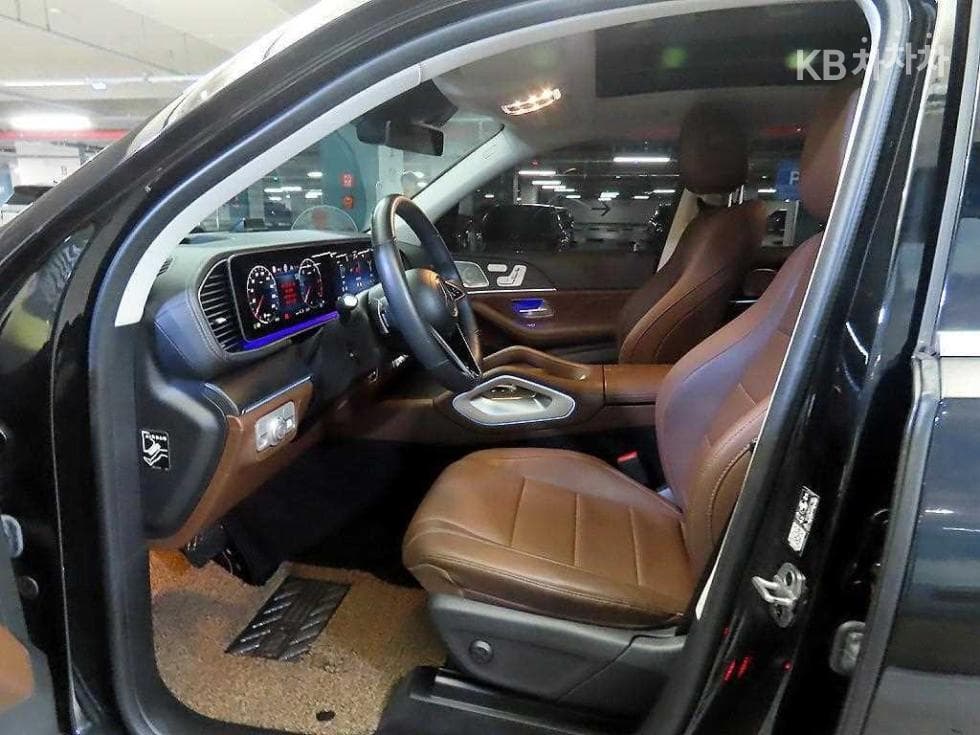 Mercedes-Benz - GLE-Class | 300 4Matic 6