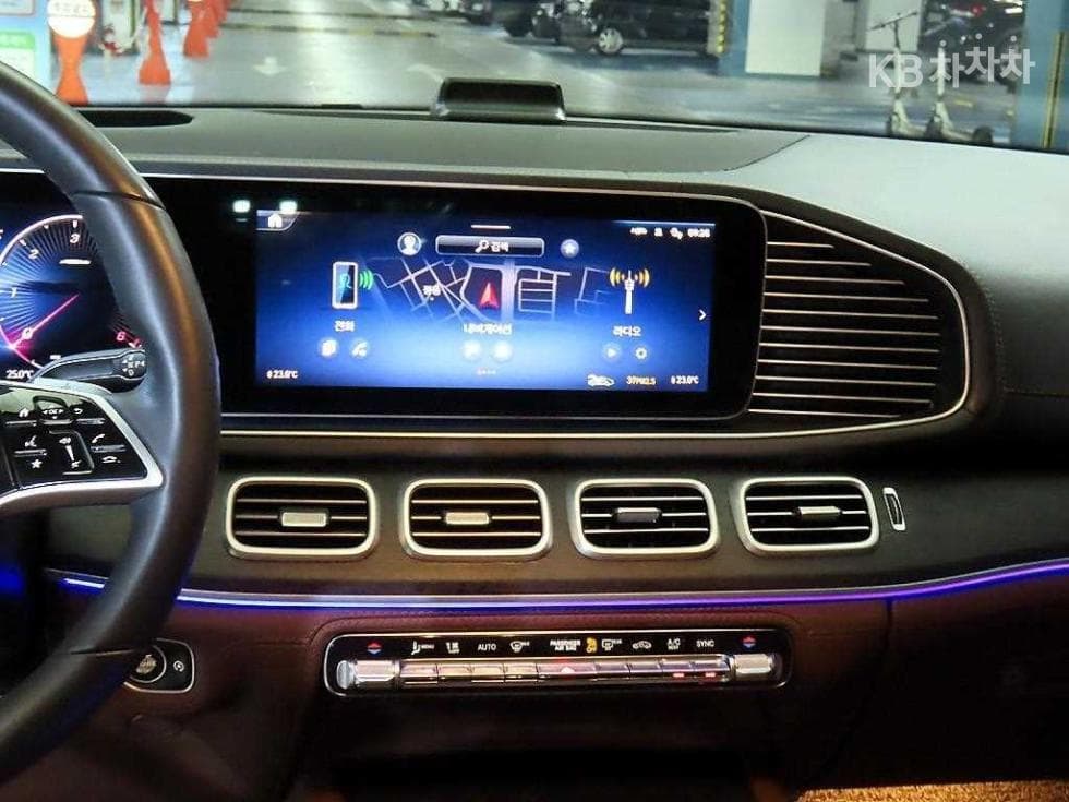 Mercedes-Benz - GLE-Class | 300 4Matic 11