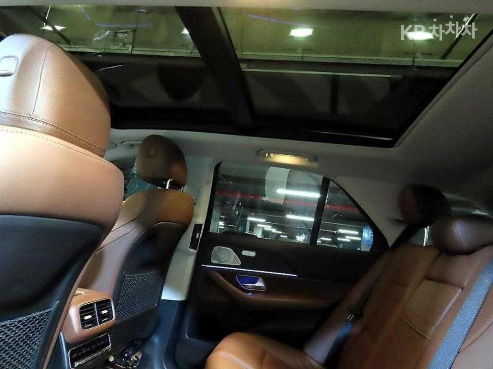 Mercedes-Benz - GLE-Class | 300 4Matic 15