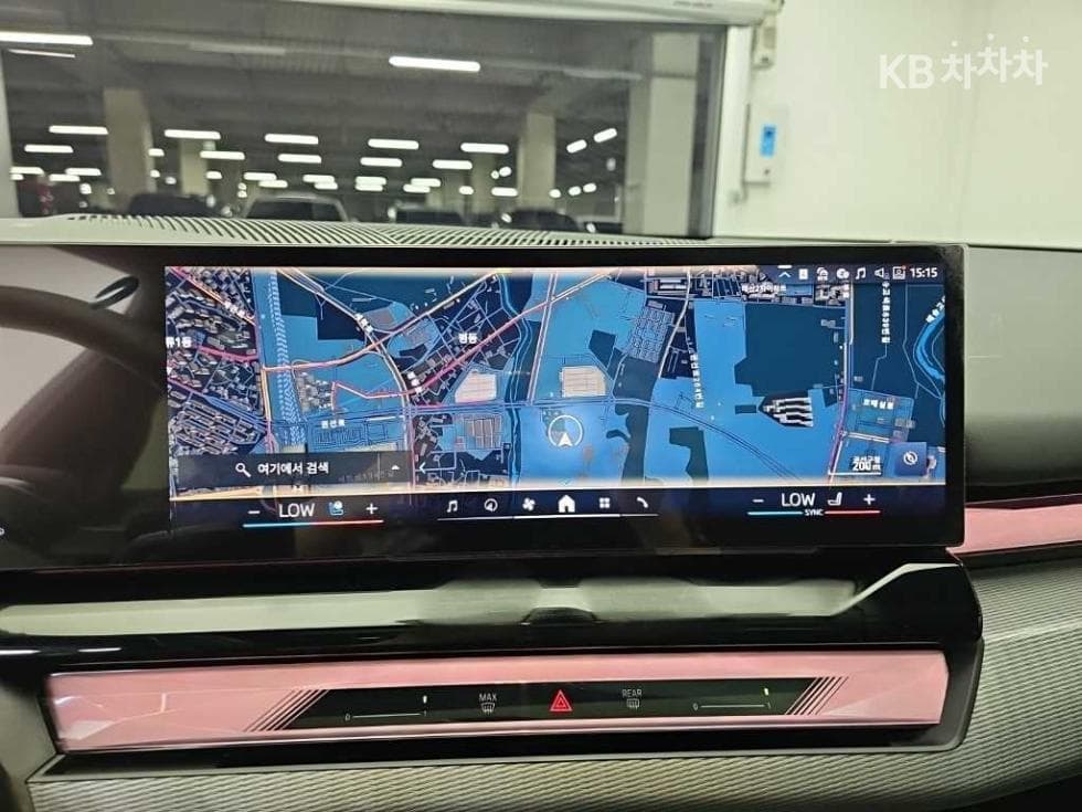 بي إم دبليو - 5-Series | New 520 M Sport 15