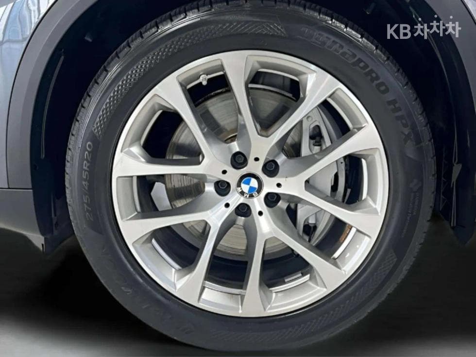 BMW - X5 | xDrive 45 xLine 20
