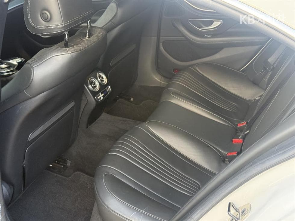 Mercedes-Benz - CLS-Class | 400 4MATIC Base 10