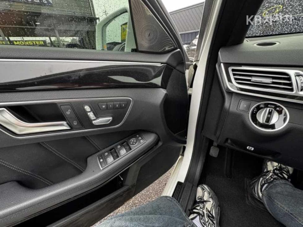 مرسيدس - E-Class | New E300 4MATIC Avantgarde W212(14~) 15