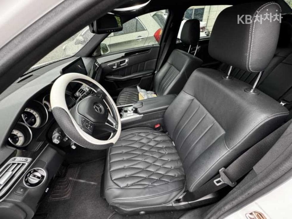 مرسيدس - E-Class | New E300 4MATIC Avantgarde W212(14~) 16