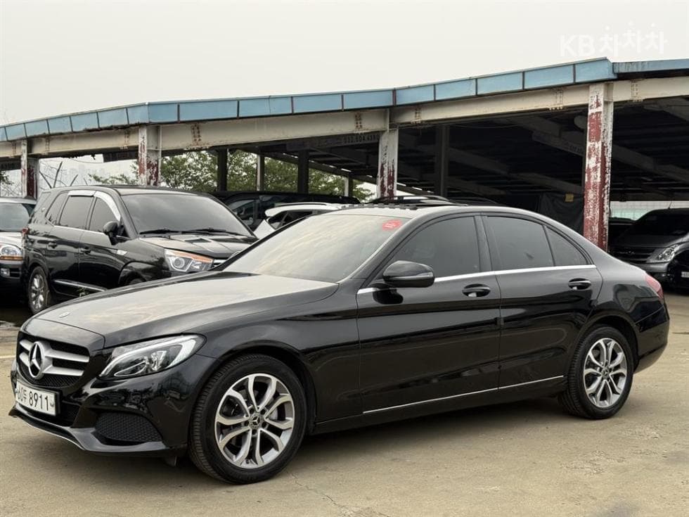Mercedes-Benz - C-Class | The New C200 3